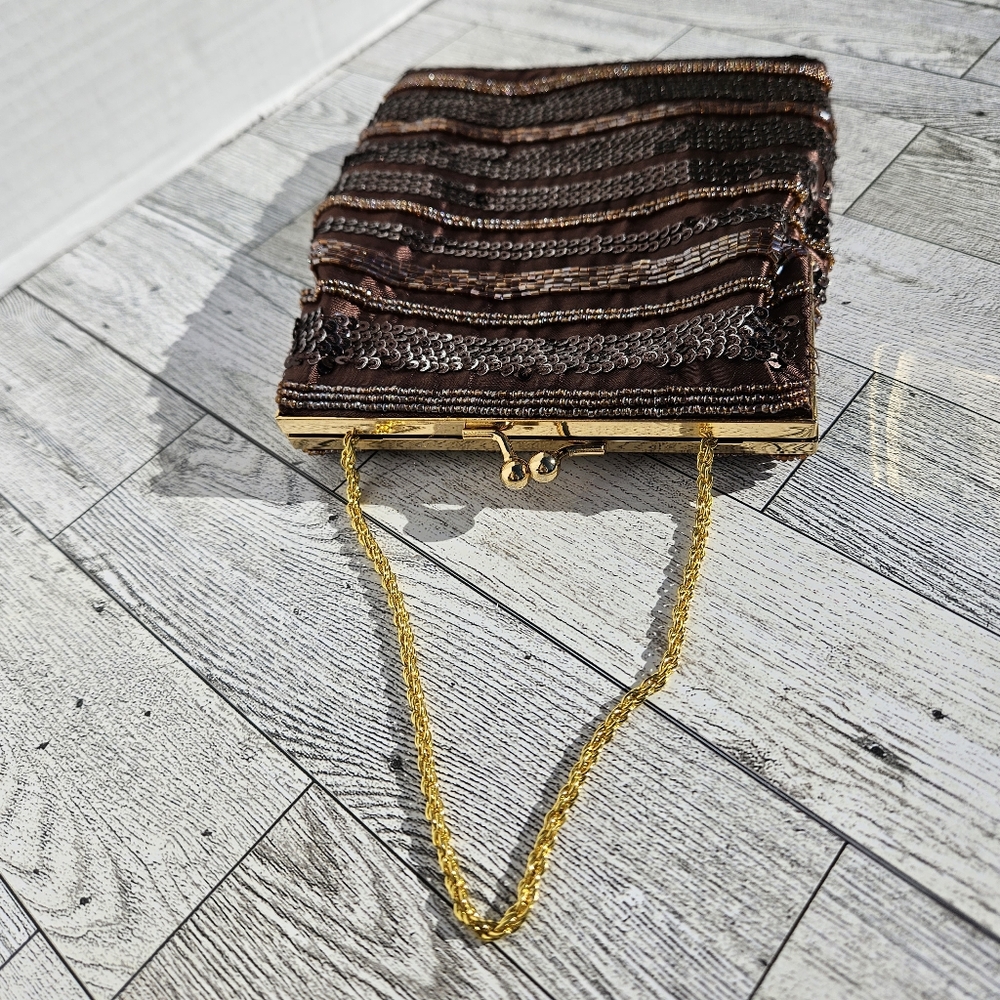 La Regale Crystal Brown Beaded Purse w/Gold Accent Evening Bag Clasp Closure NEW